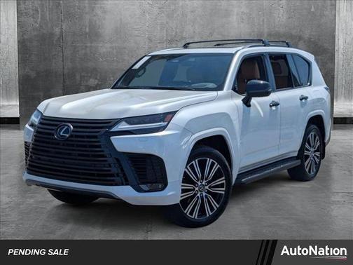 2025 Lexus LX 700h Luxury
