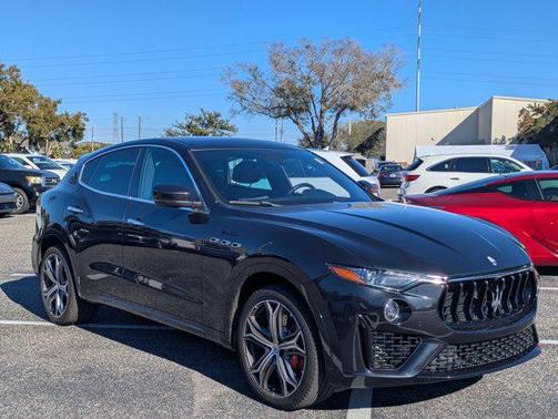 2022 Maserati Levante Modena