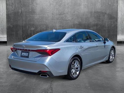 2021 Toyota Avalon XLE
