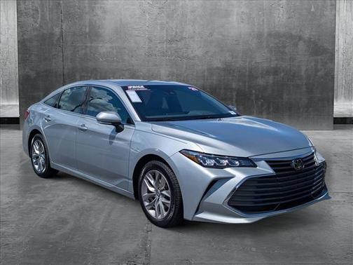 2021 Toyota Avalon XLE