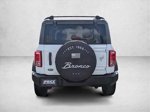 2021 Ford Bronco Base