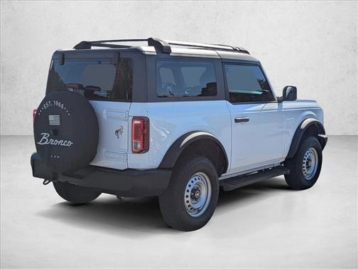 2021 Ford Bronco Base