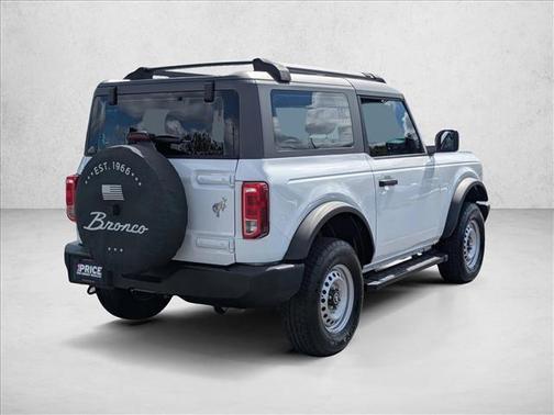 2021 Ford Bronco Base