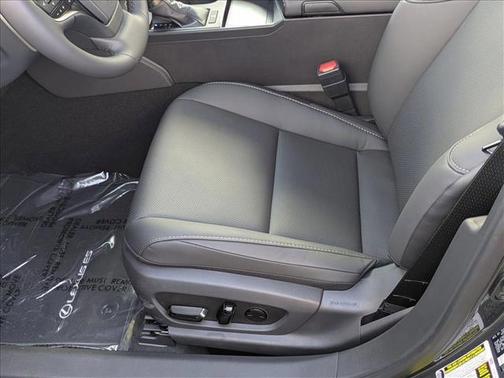 2025 Lexus ES 350 Base