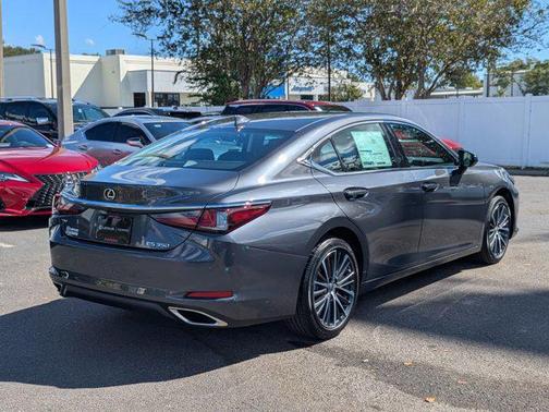 2025 Lexus ES 350 Base