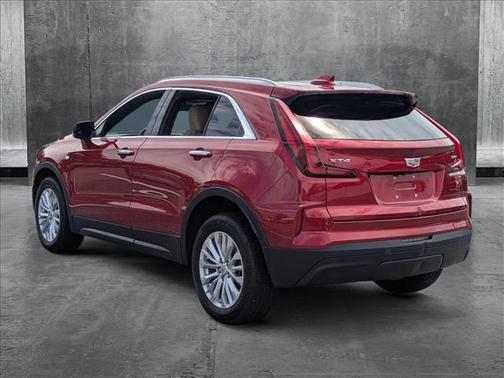 2024 Cadillac XT4 Luxury