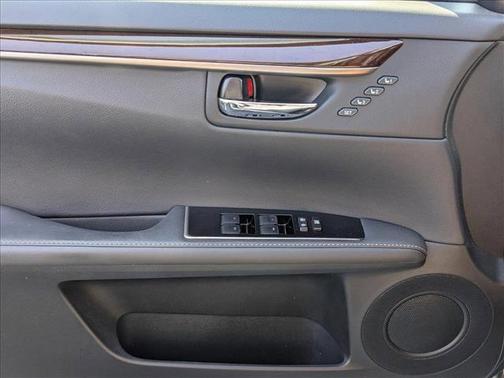 2016 Lexus ES 350 Base