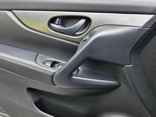Gun Metallic 2020 Nissan Rogue Sport S