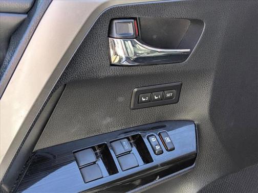 2017 Toyota RAV4 Hybrid Limited