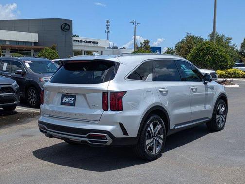 2022 Kia Sorento Plug-In Hybrid SX Prestige