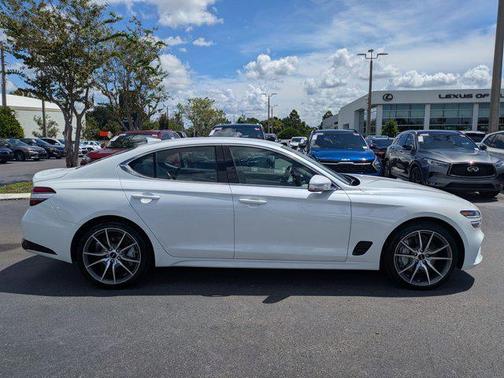 2025 Genesis G70 2.5T RWD