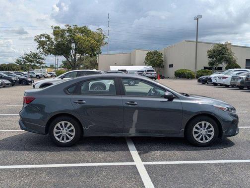 2024 Kia Forte LX
