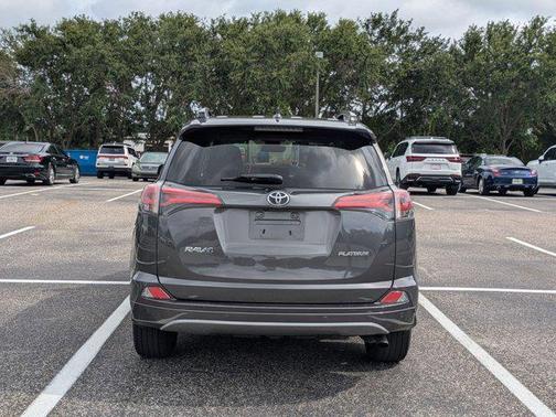 2017 Toyota RAV4 Platinum