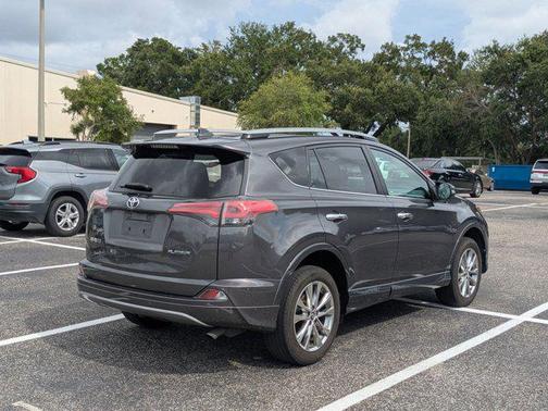 2017 Toyota RAV4 Platinum
