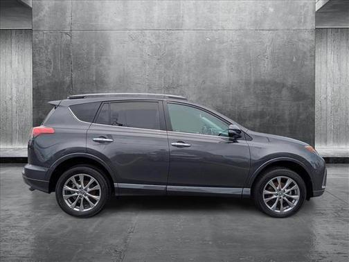 2017 Toyota RAV4 Platinum