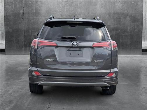 2017 Toyota RAV4 Platinum