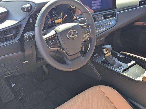2025 Lexus ES 350 Base