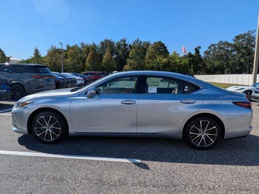 2025 Lexus ES 350 Base