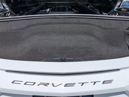 Arctic White 2026 Chevrolet Corvette Stingray w/1LT