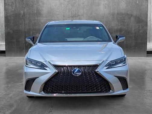 2022 Lexus ES 300h F SPORT