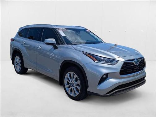 2022 Toyota Highlander Hybrid Limited
