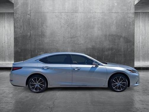 2022 Lexus ES 350 Base