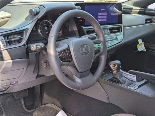 2025 Lexus ES 350 Base