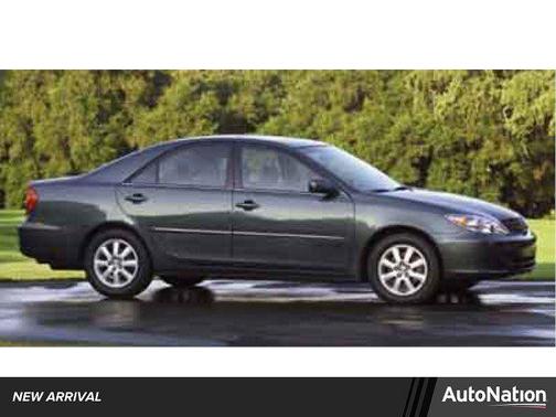 2004 Toyota Camry XLE