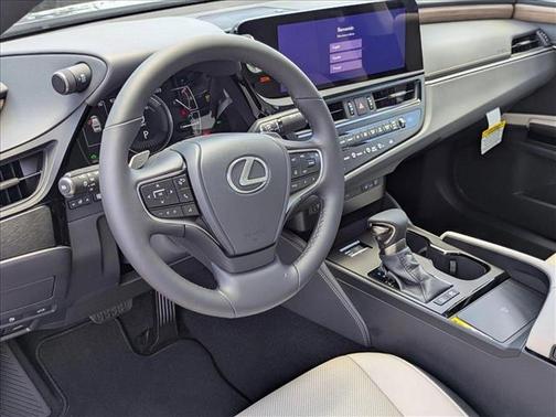 2025 Lexus ES 300h Base