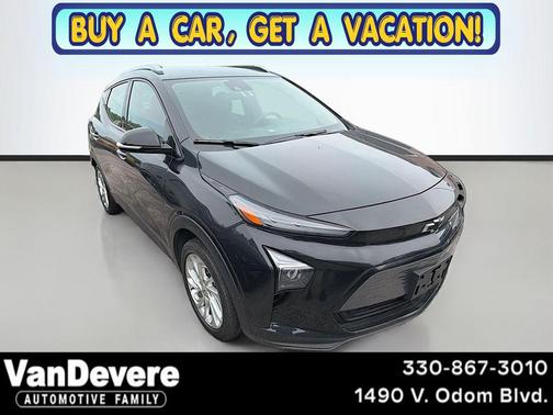Mosaic Black Metallic 2023 Chevrolet Bolt EUV FWD LT