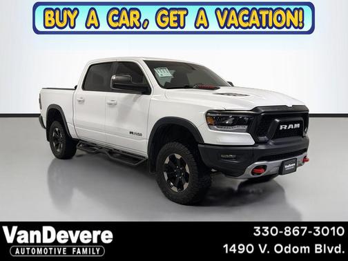 Bright White Clearcoat 2020 RAM 1500 Rebel