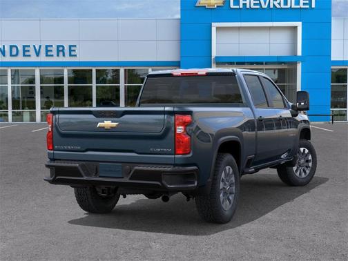 2026 Chevrolet Silverado 2500 Custom