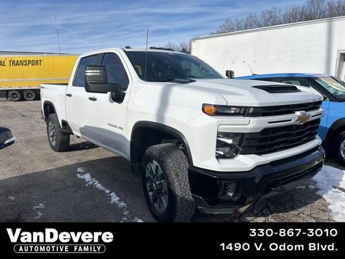 2024 Chevrolet Silverado 2500 Custom