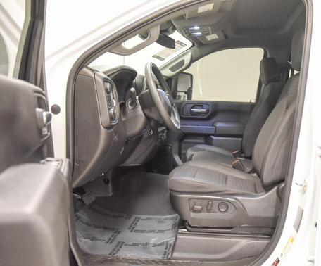 2024 Chevrolet Silverado 2500 Custom