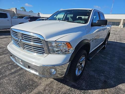2019 RAM 1500 SLT
