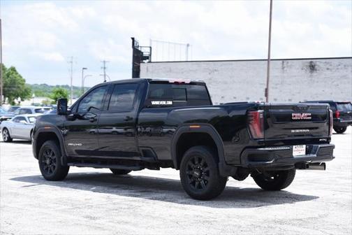 2024 GMC Sierra 2500 AT4