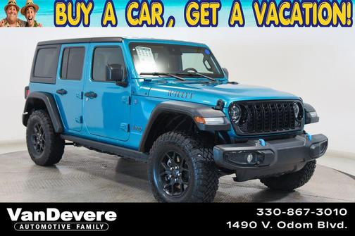 Bikini Pearl Coat 2024 Jeep Wrangler 4xe Willys