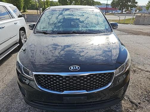 2015 Kia Sedona L