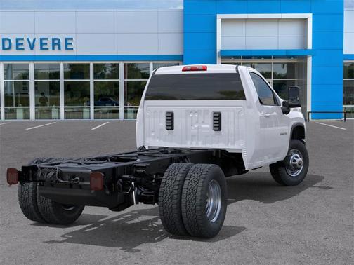 2025 Chevrolet Silverado 3500 WT