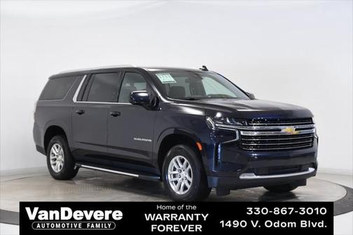 2023 Chevrolet Suburban LT