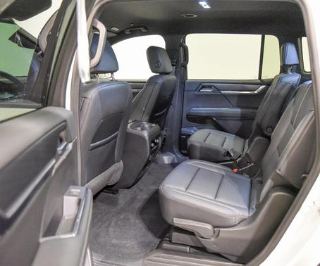 2024 GMC Acadia FWD Elevation