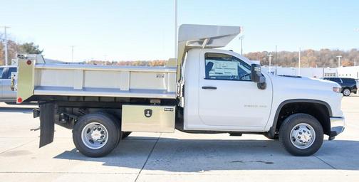 2025 Chevrolet Silverado 3500 WT