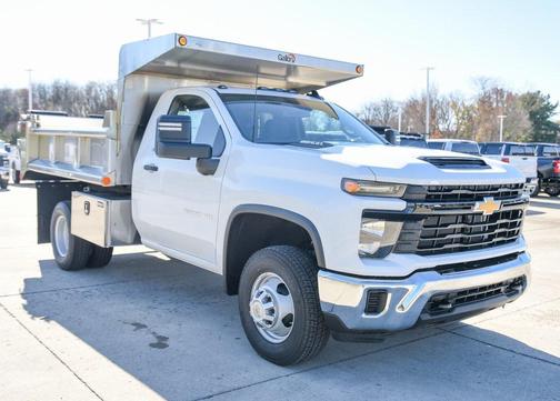 2025 Chevrolet Silverado 3500 WT