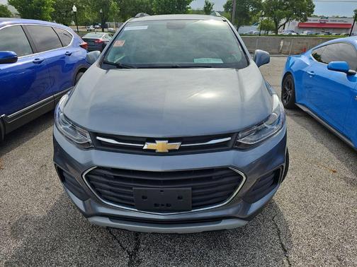 Satin Steel Metallic 2019 Chevrolet Trax LT