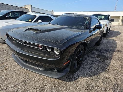 Pitch Black Clearcoat 2021 Dodge Challenger R/T