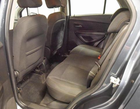2021 Chevrolet Trax LS