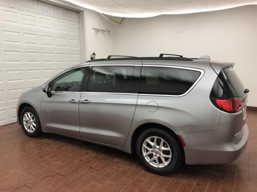 2020 Chrysler Voyager LXI