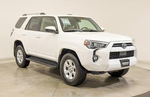 2024 Toyota 4Runner SR5