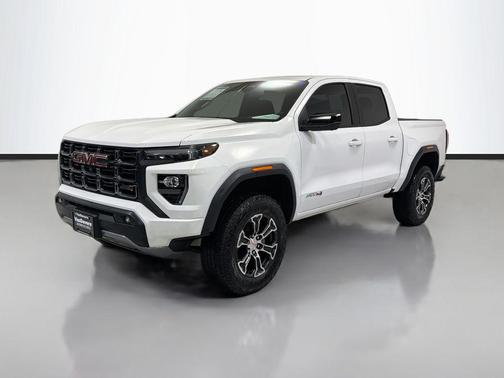 Summit White 2025 GMC Canyon AT4
