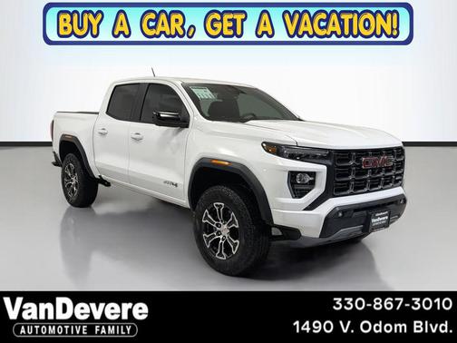 Summit White 2025 GMC Canyon AT4